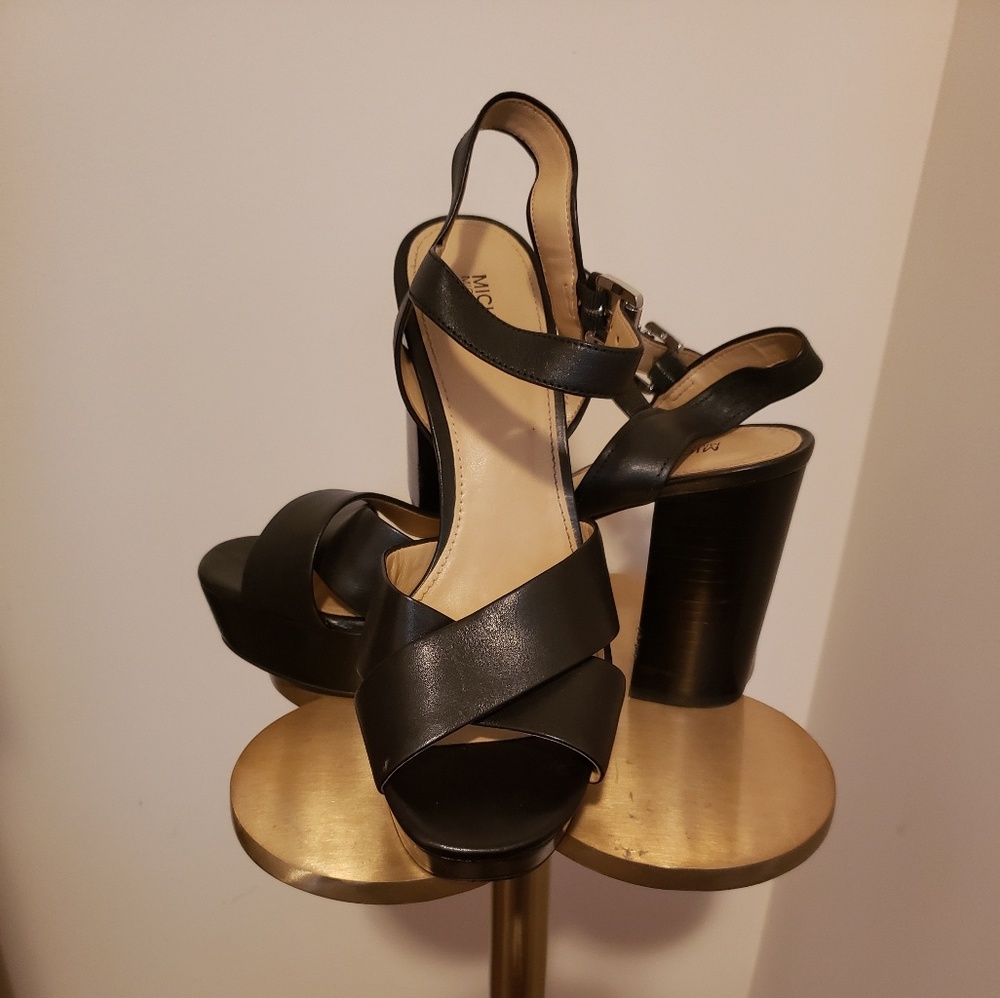 Michael kors heel sandals size s7.5